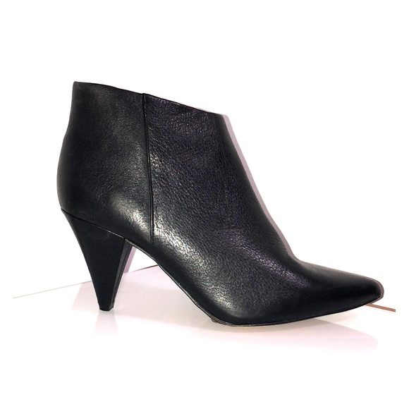 Vince Camuto Shoes - VINCE CAMUTO Leather Zip-up Point Ankle Boot Heels